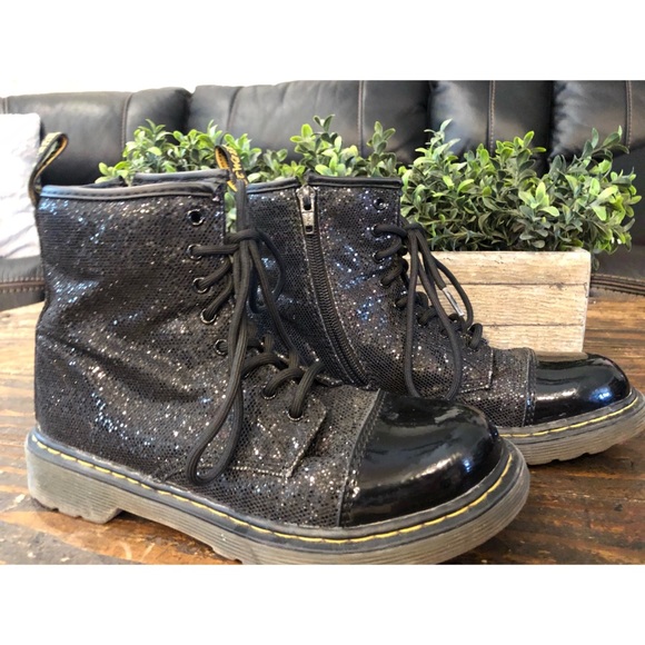 dr martens size 3